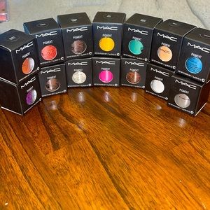 MAC pigment 7.5g *RARE*